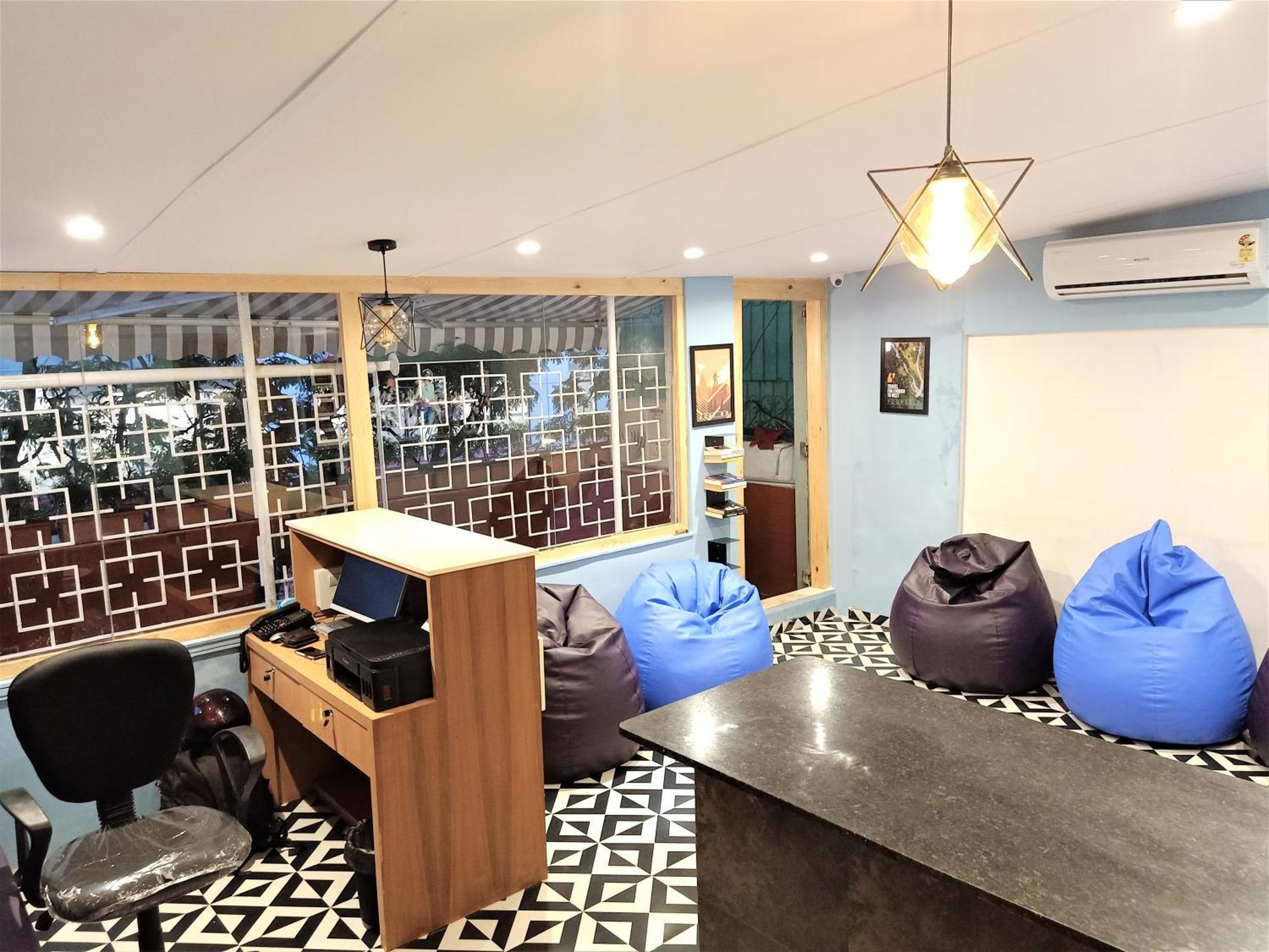 Stay Villa Hostel For Male And Female Mumbai Exterior photo