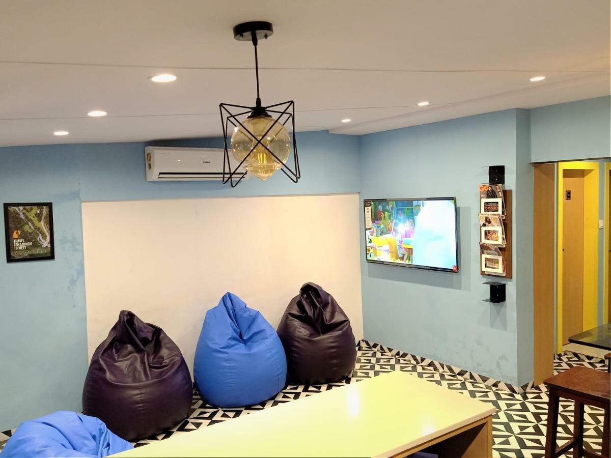 Stay Villa Hostel For Male And Female Mumbai Exterior photo