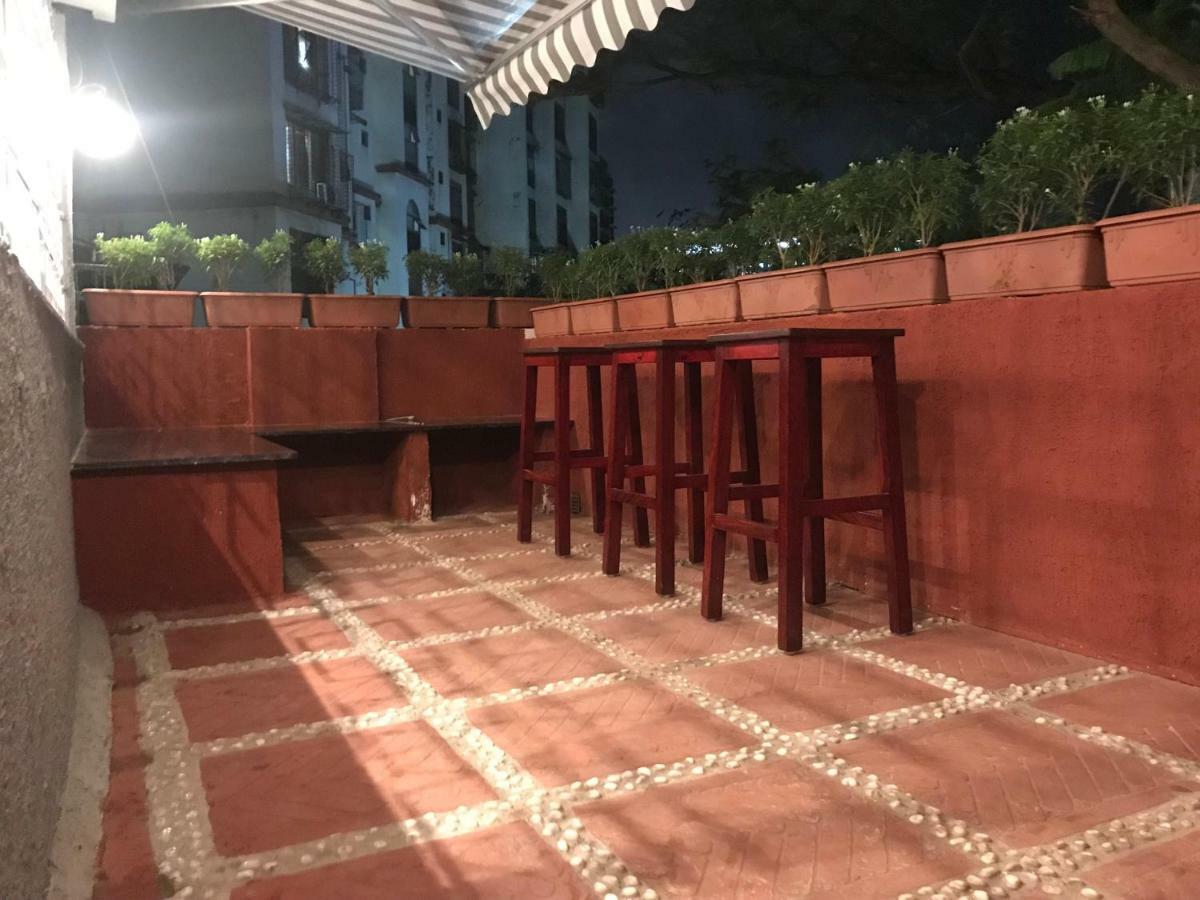Stay Villa Hostel For Male And Female Mumbai Exterior photo