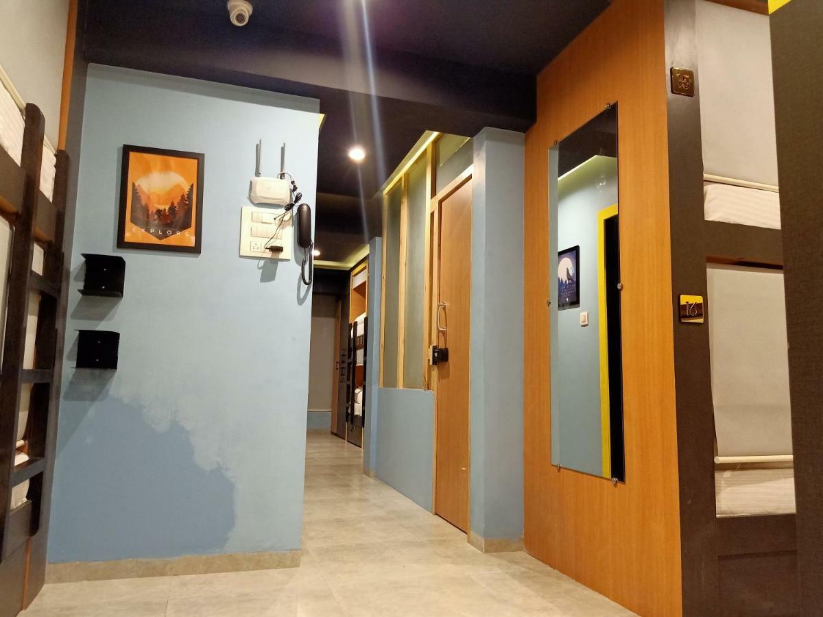 Stay Villa Hostel For Male And Female Mumbai Exterior photo