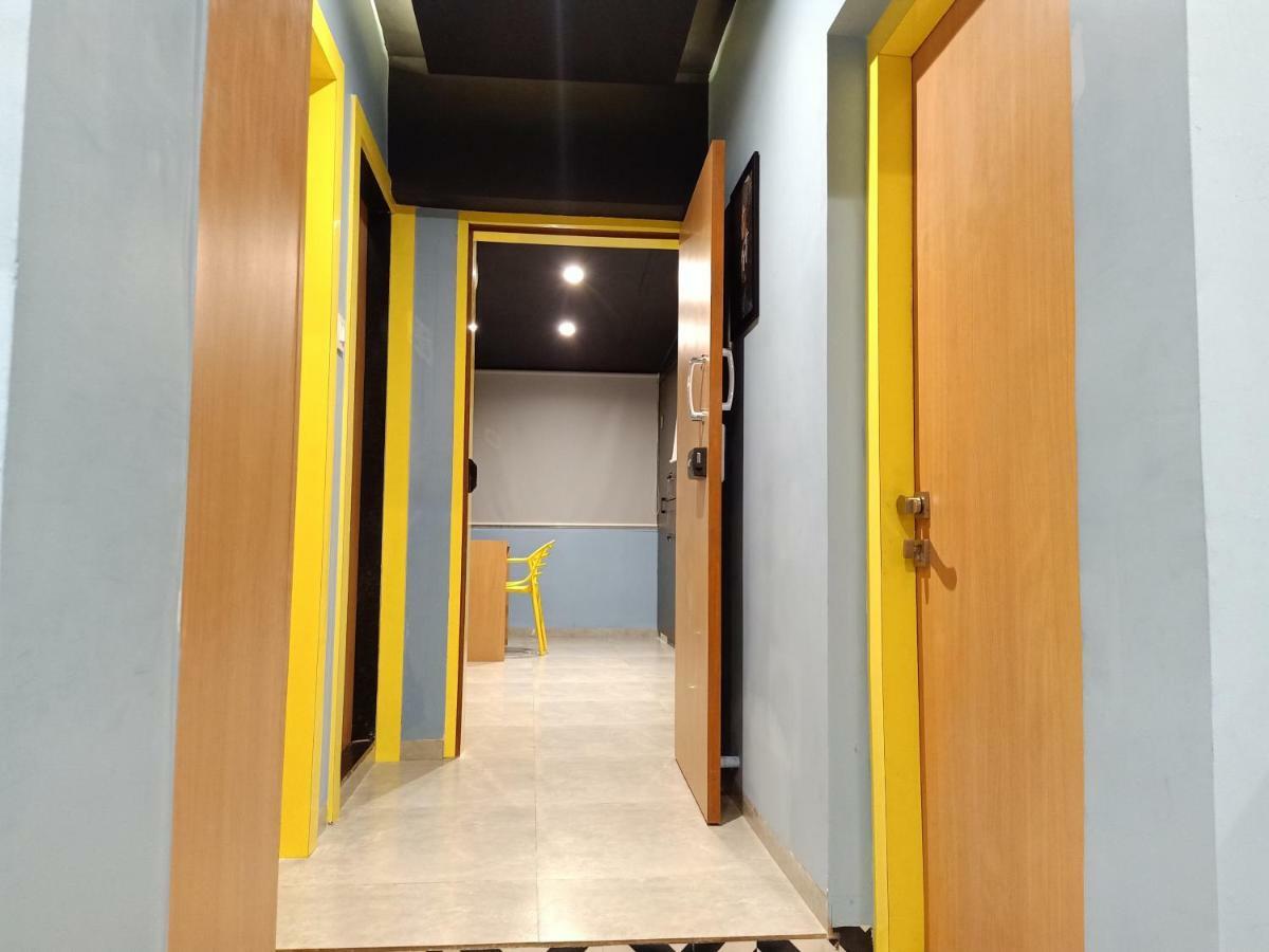 Stay Villa Hostel For Male And Female Mumbai Exterior photo